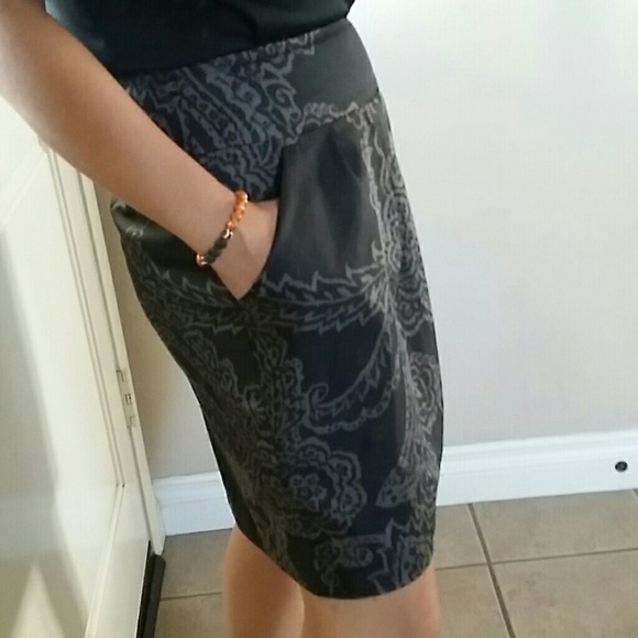 3for20 🎀 Banana Republic Skirt - Picture 2 of 8
